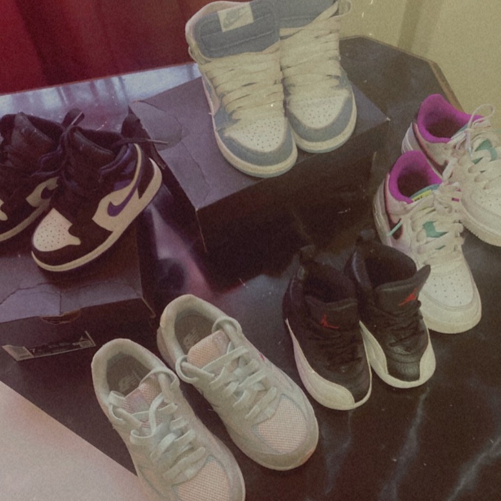 Kids sneaker bundle